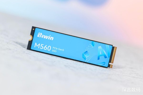 世界杯官网线上平台 11GB/s效用零散, 为创作提速, 佰维M560灵梭PCIe5.0固态硬盘评测